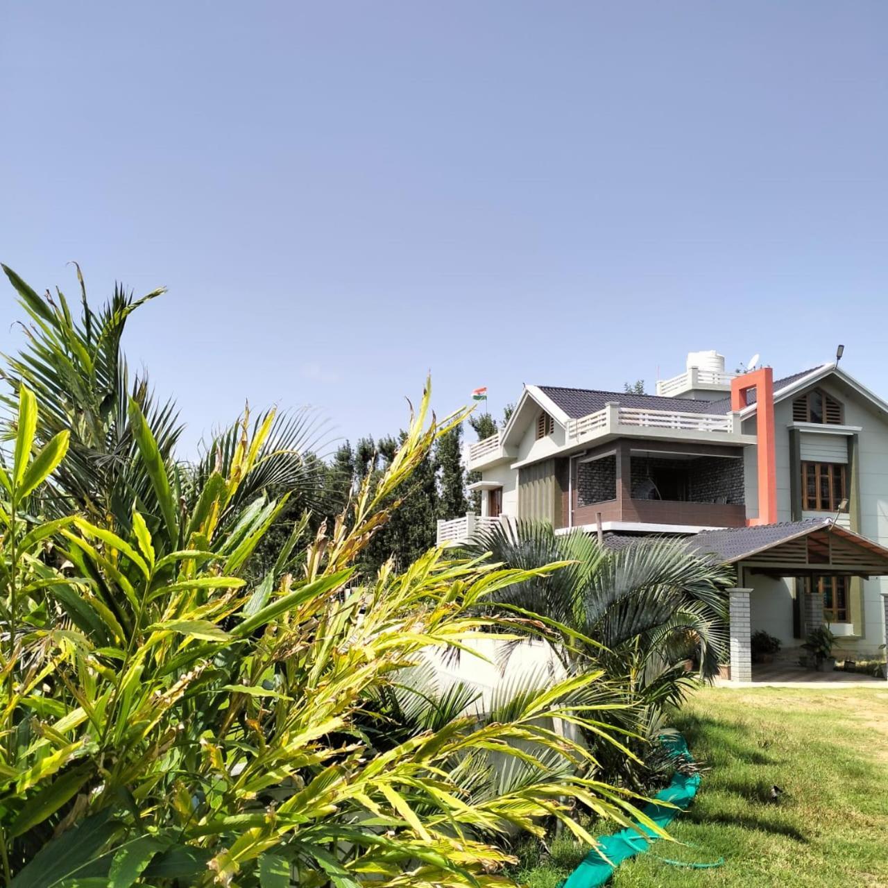 The Grassland Homestay Чикмагалур Экстерьер фото